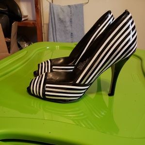 Womens White House open toe heels